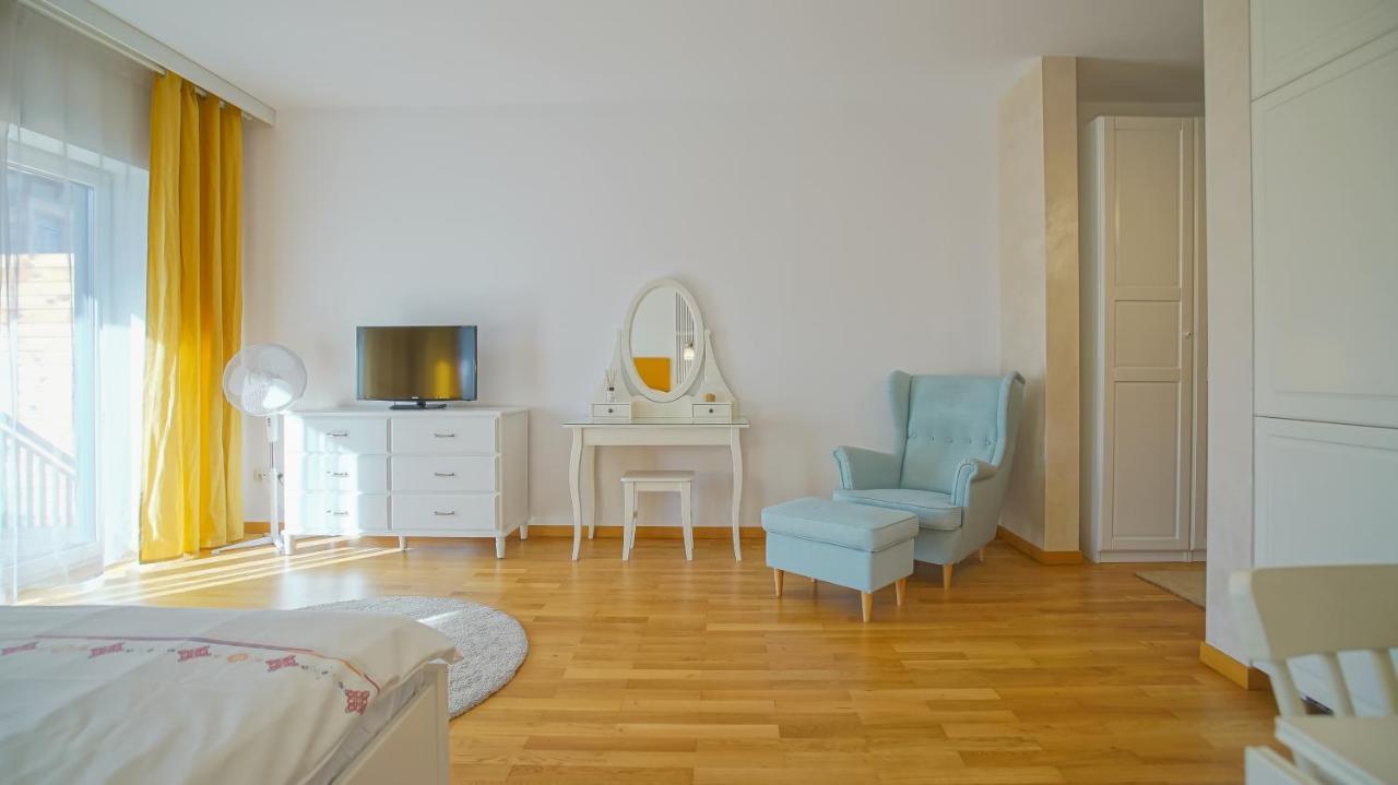 Downtown Premium Apartments Braşov Exteriör bild